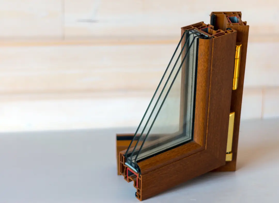 Installation de fenêtre en bois sur mesure Port-la-Nouvelle